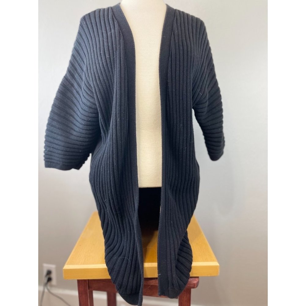 Women's Gap Medium Open Cardigan Black Solid Knit S/S Long Sweater Basic